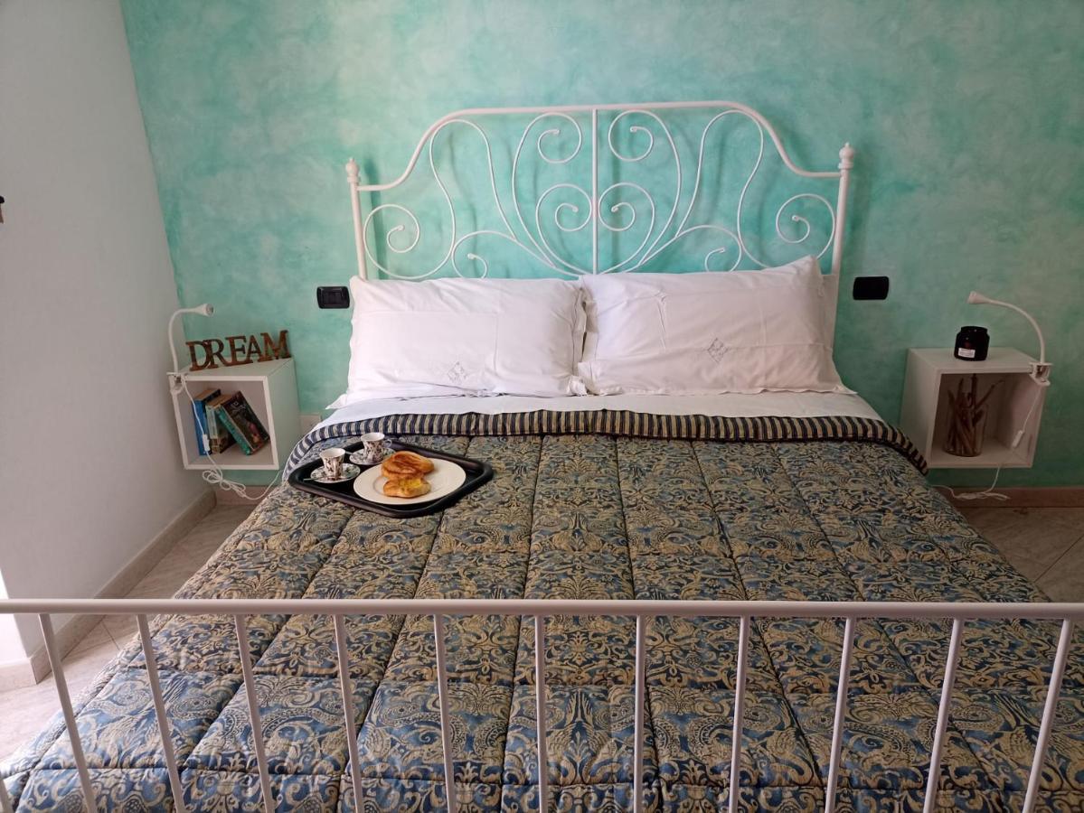 דירות לה ספציה La Casa Di Ele, Parcheggio Privato Gratuito מראה חיצוני תמונה