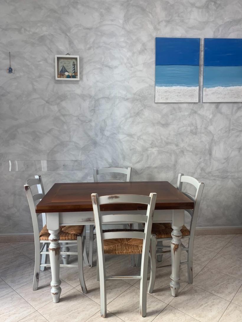 דירות לה ספציה La Casa Di Ele, Parcheggio Privato Gratuito מראה חיצוני תמונה