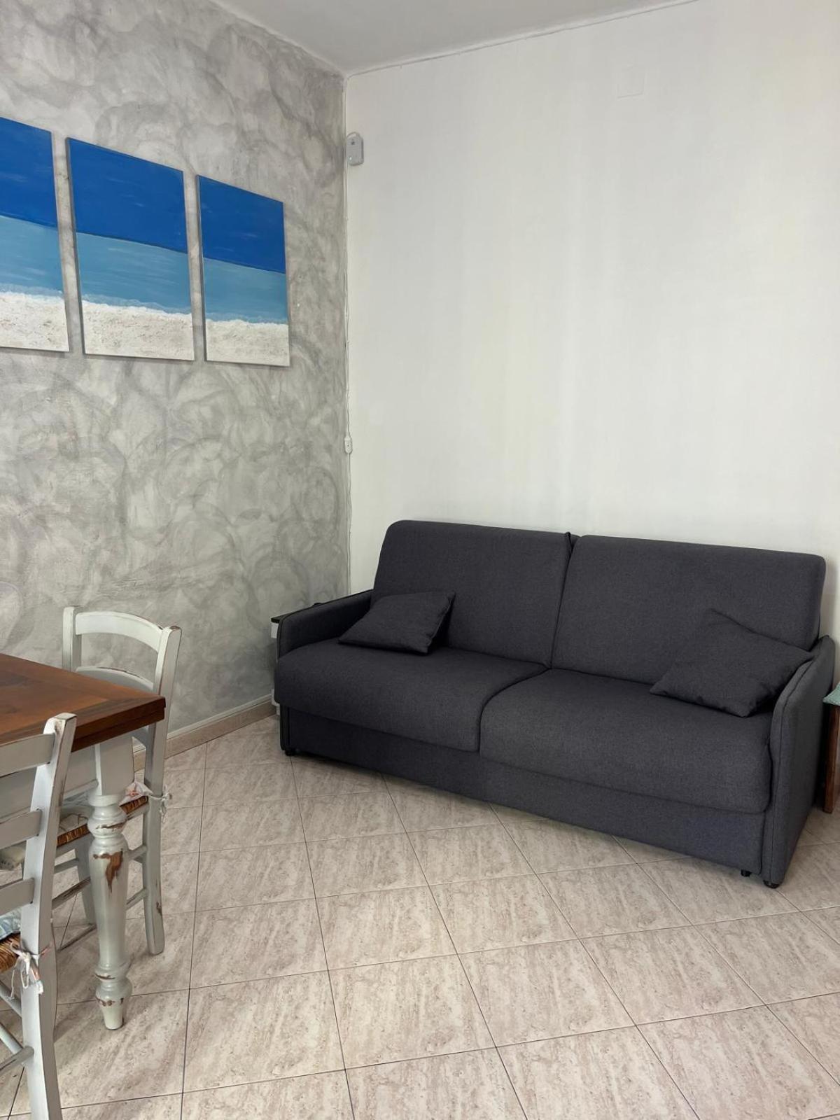 דירות לה ספציה La Casa Di Ele, Parcheggio Privato Gratuito מראה חיצוני תמונה