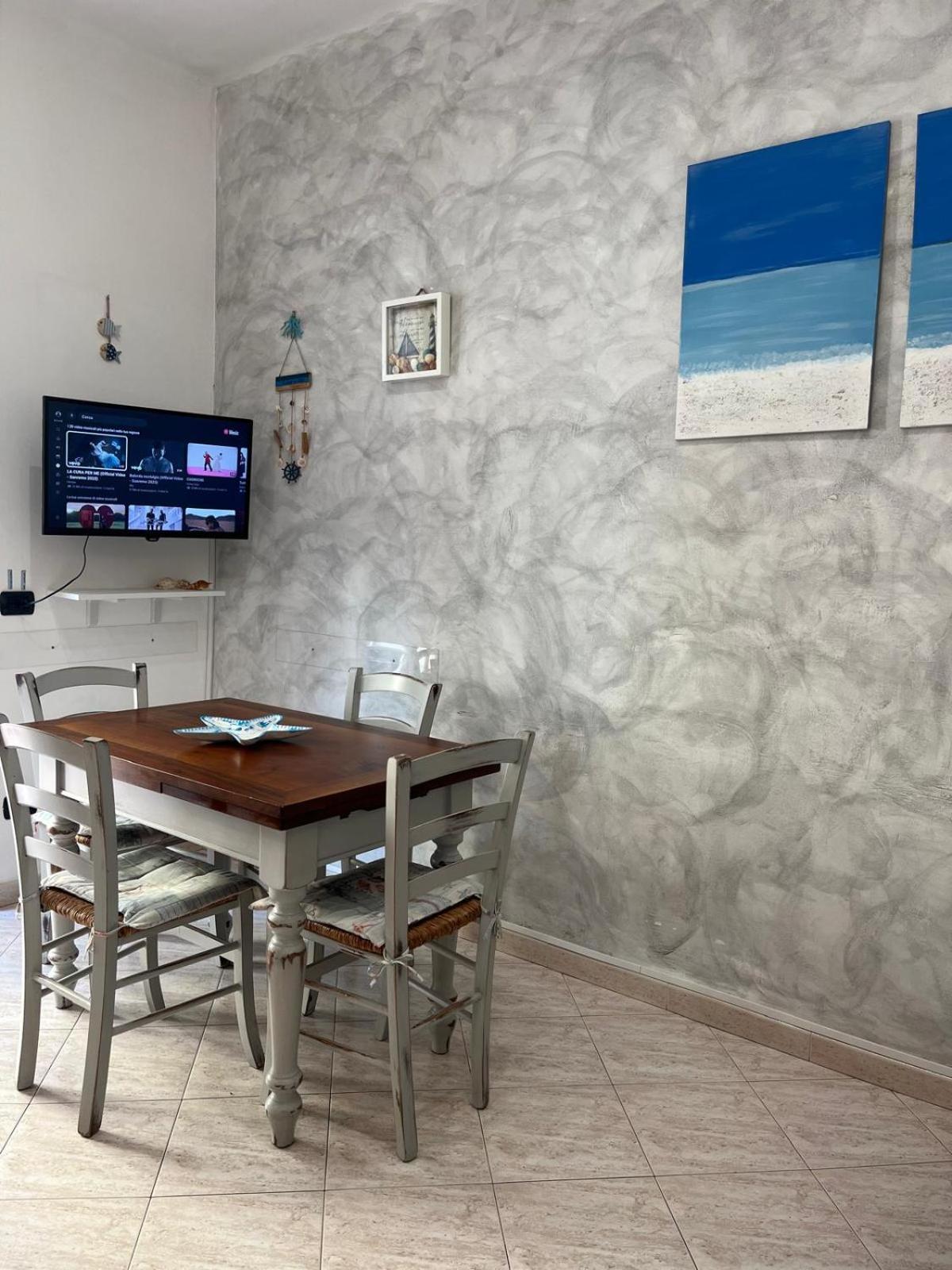 דירות לה ספציה La Casa Di Ele, Parcheggio Privato Gratuito מראה חיצוני תמונה